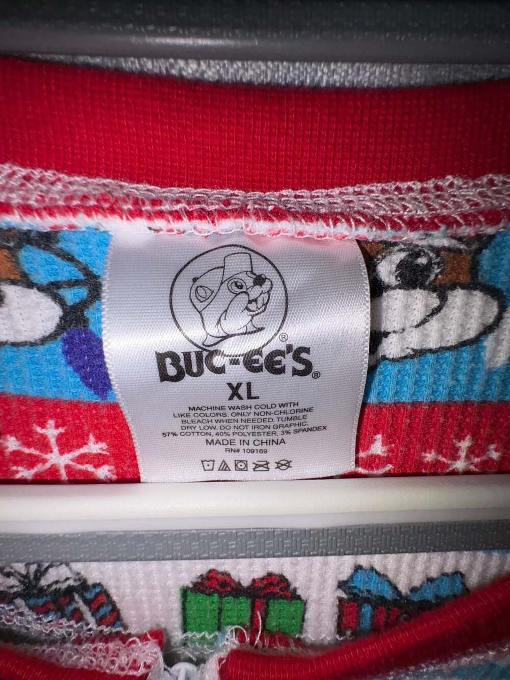 Buc-ee's Christmas Holiday Waffle Knit One-Piece Zip-Up Pajamas - Picture 3 of 3